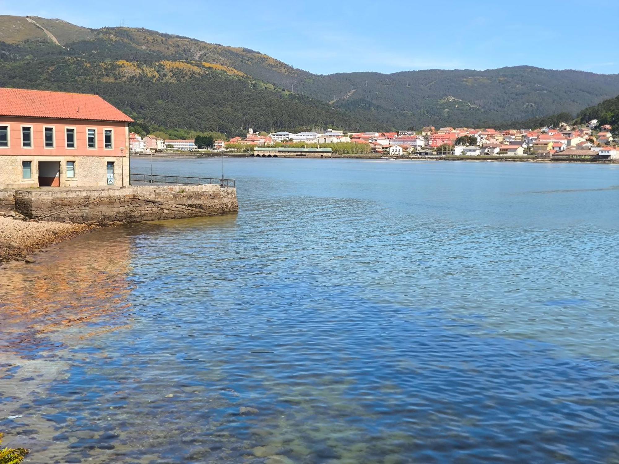 Muros Sobre El Mar Екстериор снимка