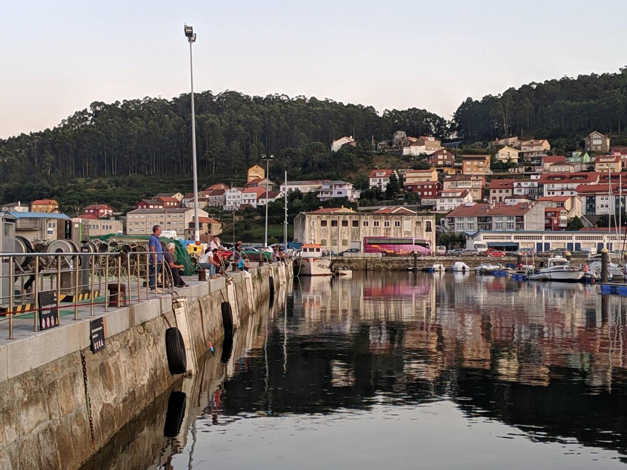 Muros Sobre El Mar Екстериор снимка